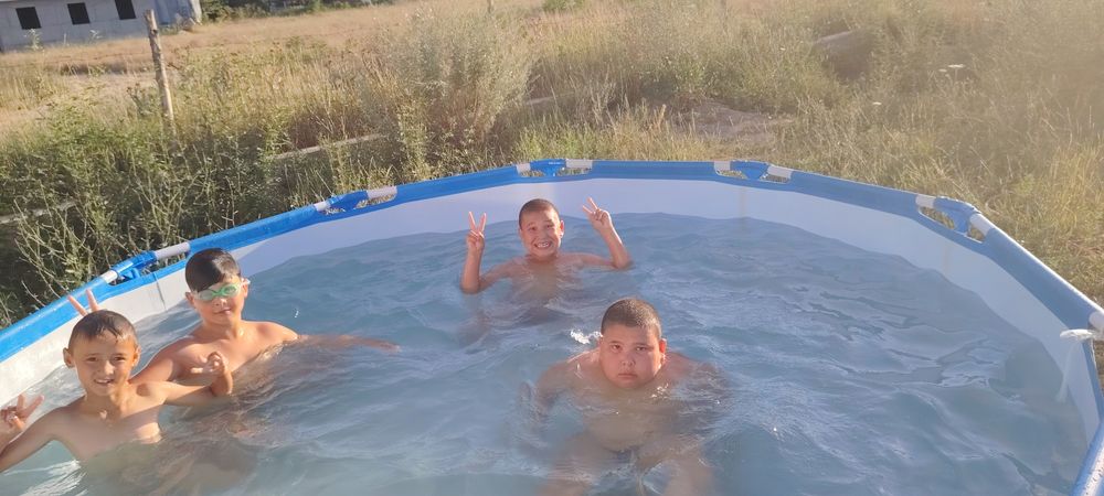 Продам бассейн срочно