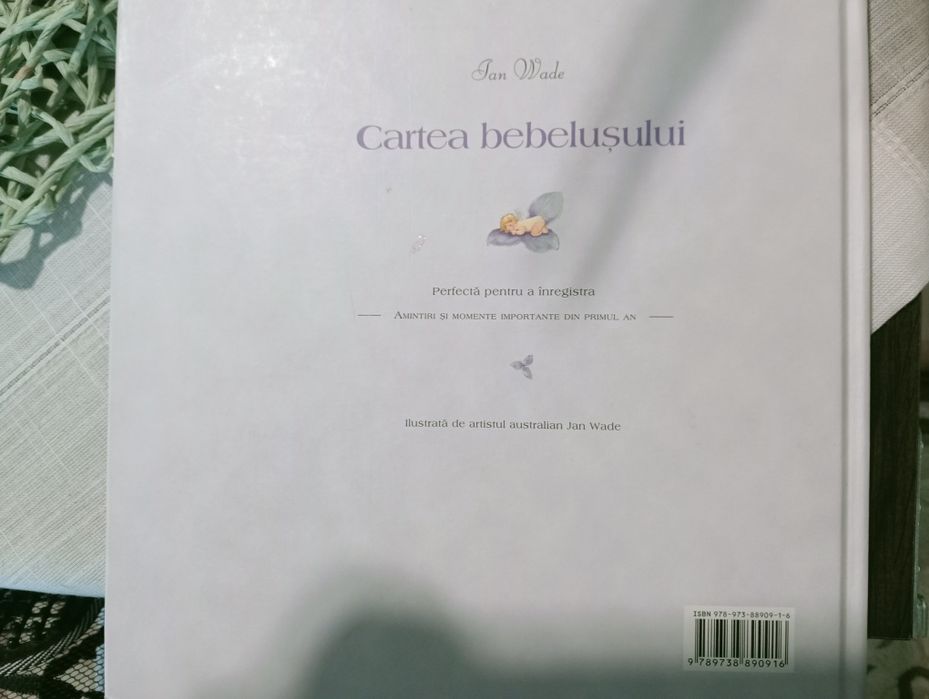 Vând carti beletristica