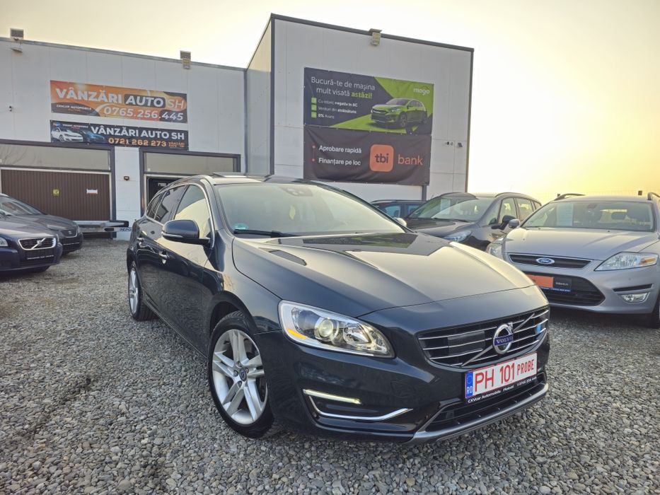 Volvo V60 2.4PlugInHybrid Distronic Line Assit Keyless