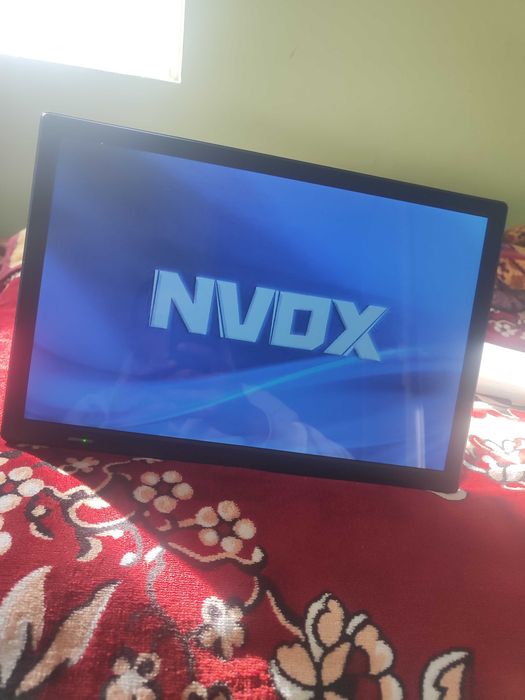 Продава се преносимо телевизорче