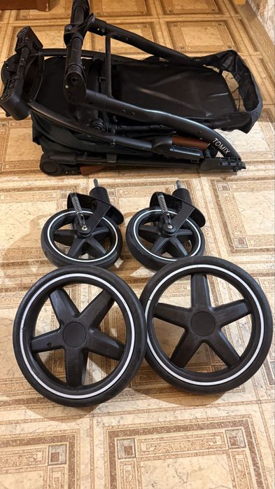 Коляска Tomix в идеальном состоянии