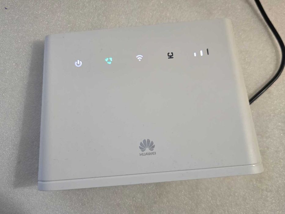 Router Wireleless Huawei B311-221, SIM LTE, 4G, 150 Mbps - poze reale