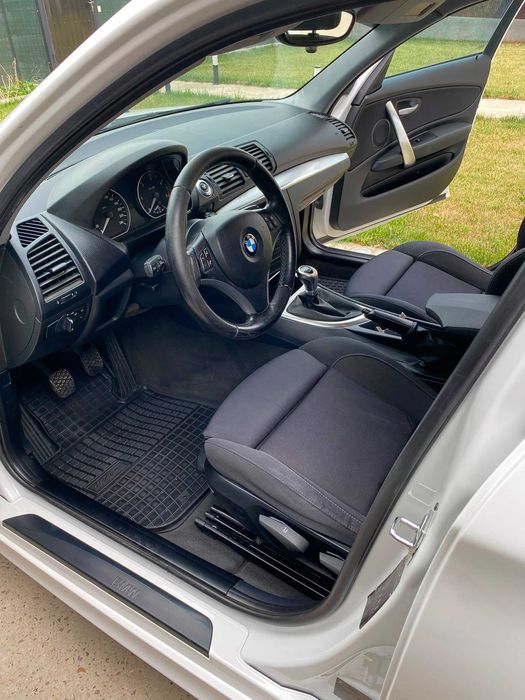 BMW 1 Series 2008 — imagine 5