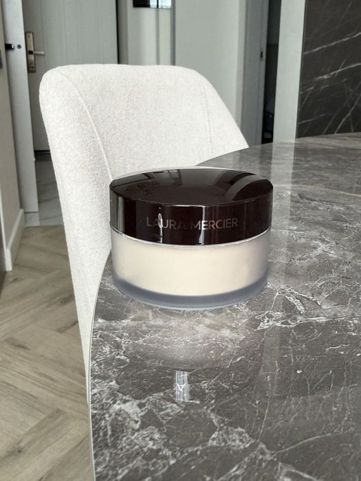 Laura Mercier пудра оригинал