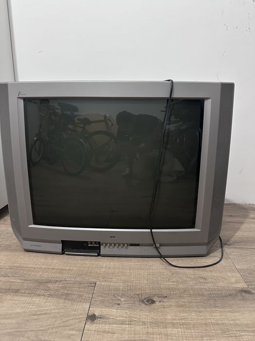 Телевизор советский большой