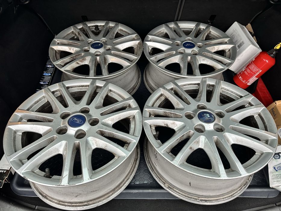 Ford Focus 2012 Titanium