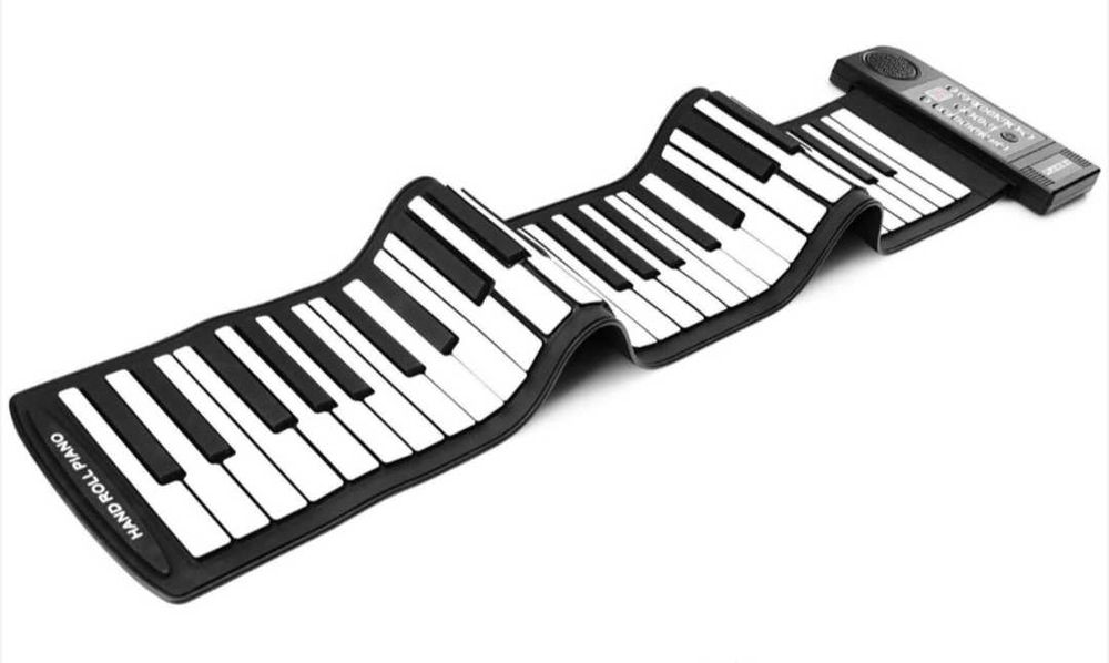 61 клавиша пиано навиващо се,MIDI изход,128 ритъма на ток или батерии