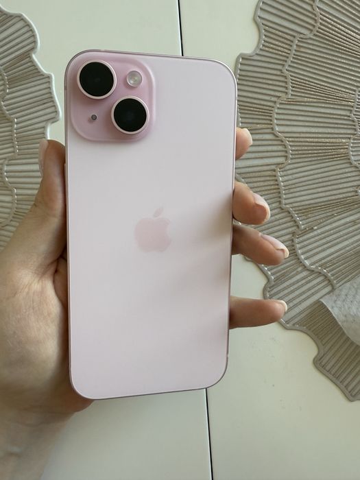 Продам iphone 15 128 gb