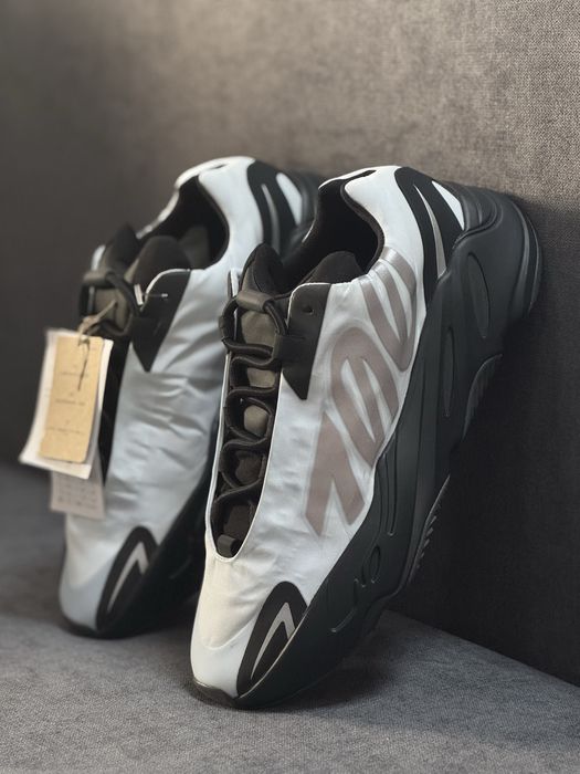 Adidas Yeezy 700 MNVN blue tint