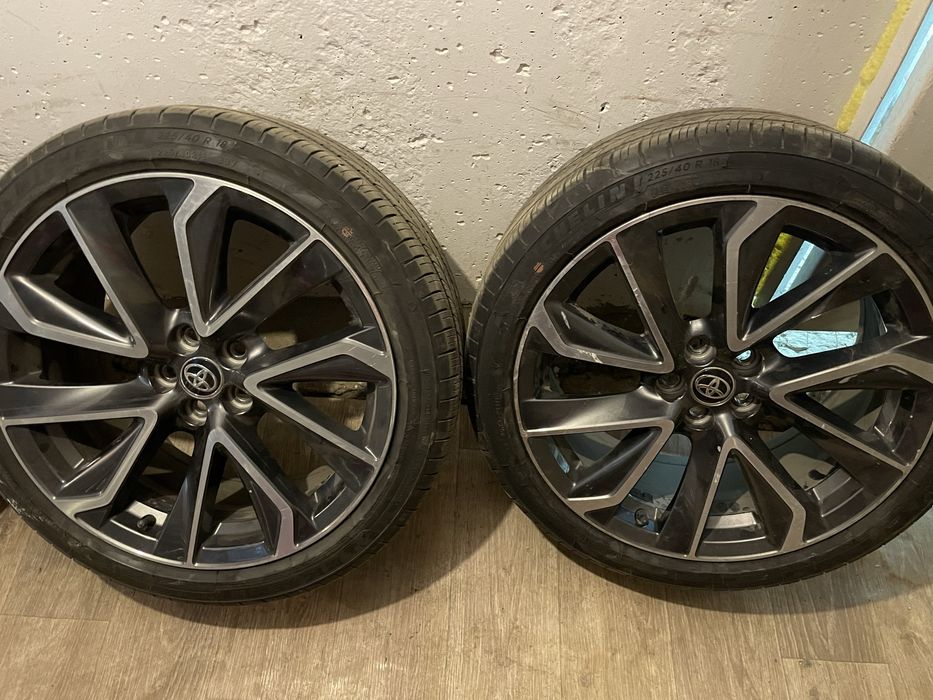 Продам диски с резиной на toyota