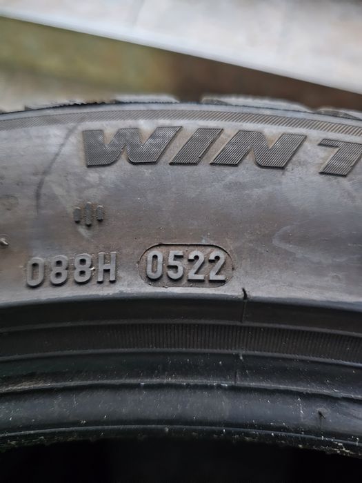 Anvelope Pirelli 235/45 R18 Iarna