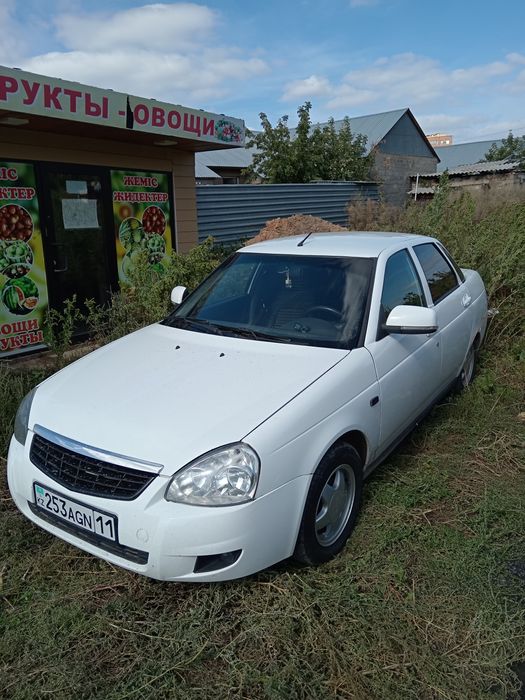 Лада приора продам