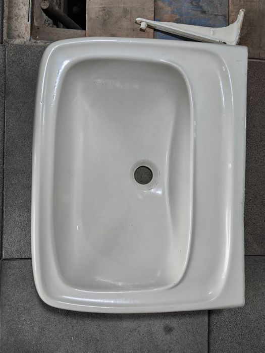 Раковина продается