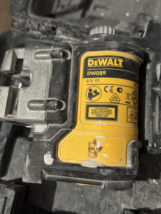 лазерен нивелир Dewalt DW089 3 линеен