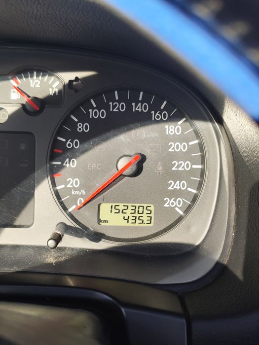 Продавам VW Bora