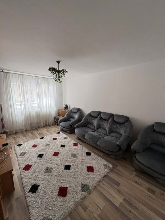Închiriez apartament 2 camere