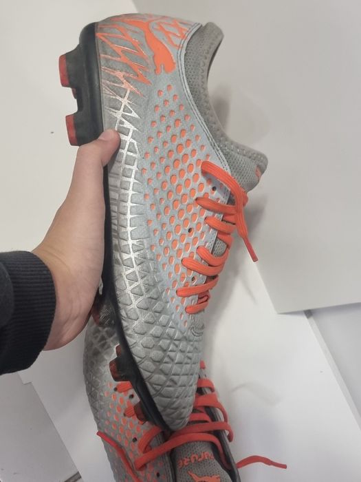 Пума(puma) бутонки 42,5 номер  27,5 сантиметра  изолзвани