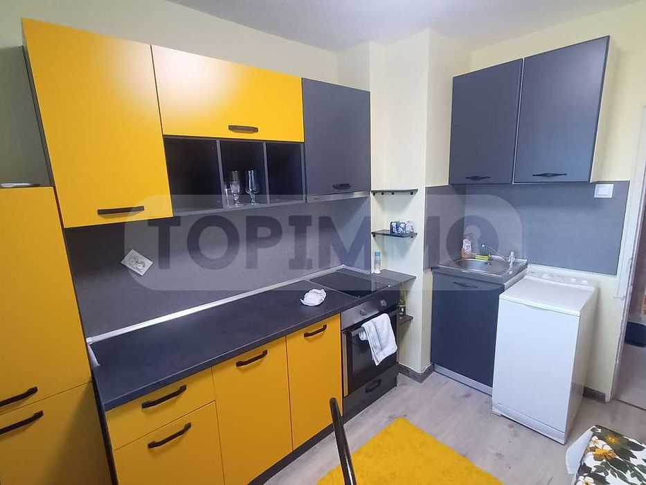 Продава се Двустаен апартамент в Шумен, Херсон - 65 кв.м за 1891 €/кв.м - Снимка #3