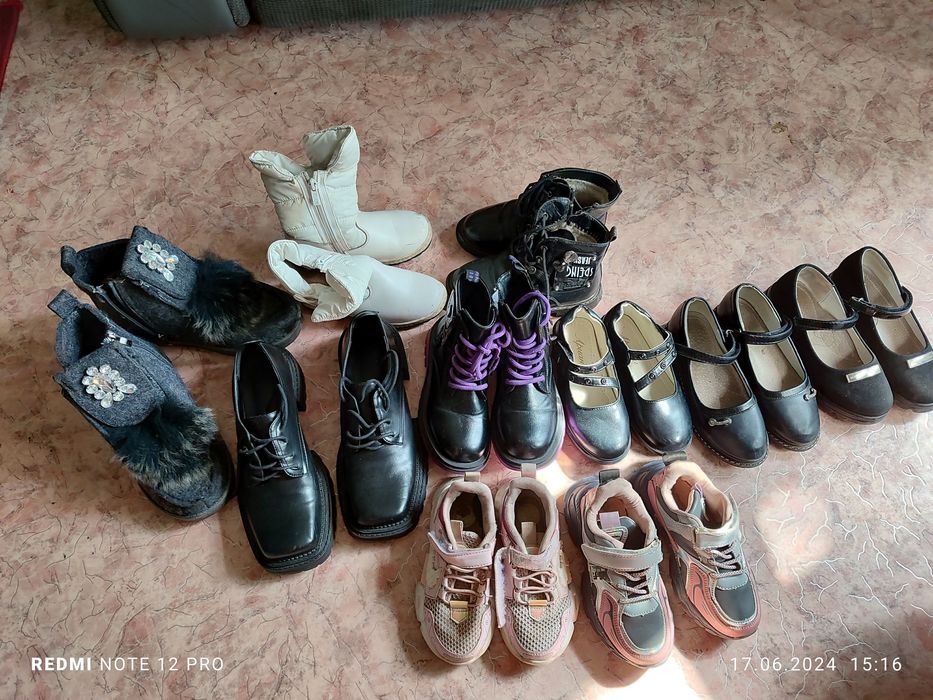 Обувь отдам за шоколадку