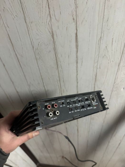 Продам усилитель 5 элемент