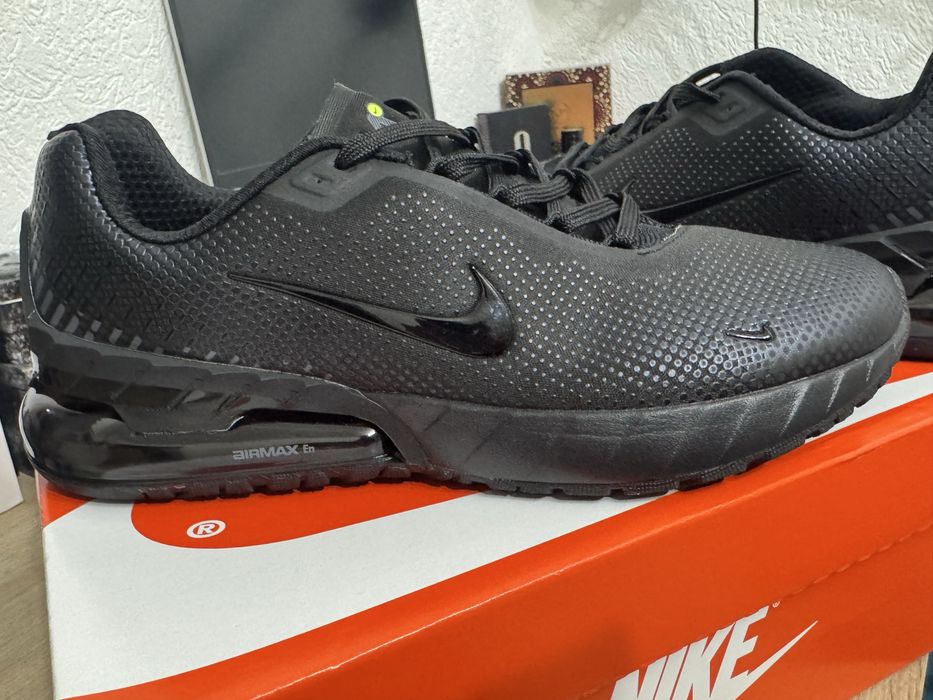 Nike Air Max  Black – оригинални – размер 42