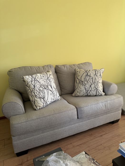 Диван от Ashley