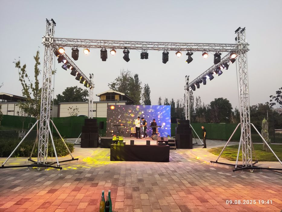 Led ekran arenda