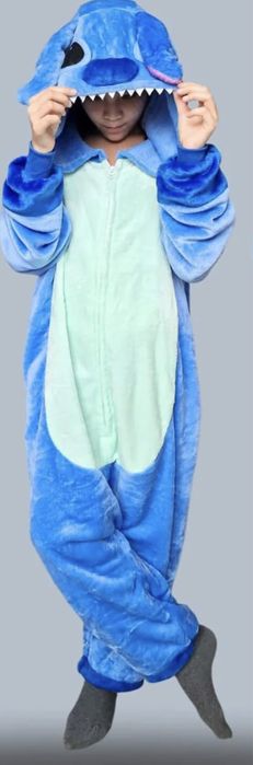 Одежда пальто бу  42-44 размер