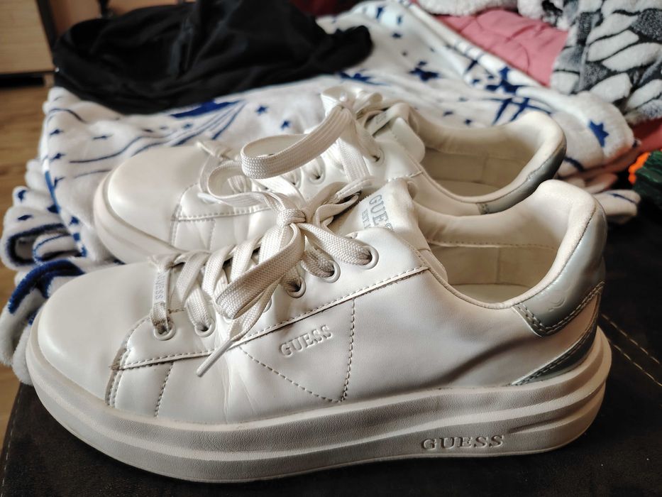 Guees кецове. Като нови