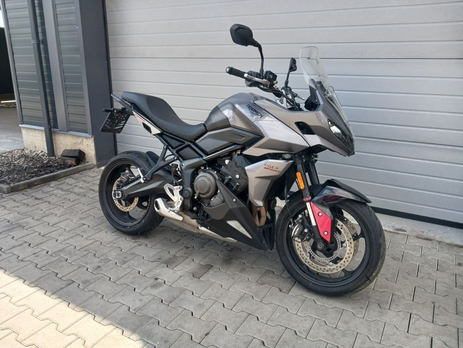 Moto M Parts Ploiesti vinde Triumph tiger 660 sport abs (permis A2)