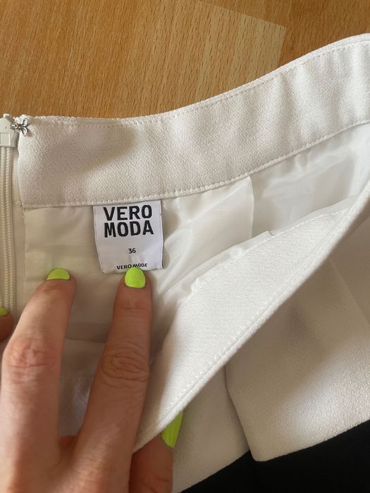 Fustă scurta cu dungi