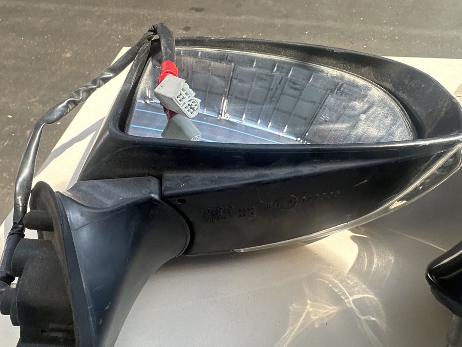 Зеркало на Авесис 270 кузов