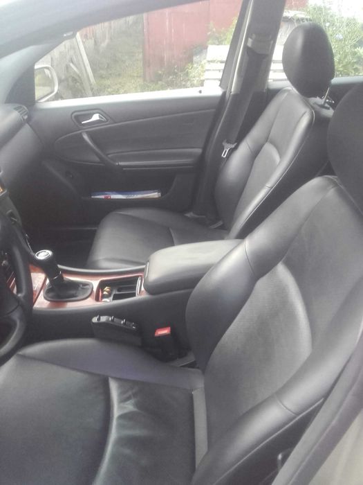 Мерцедес Ц класа