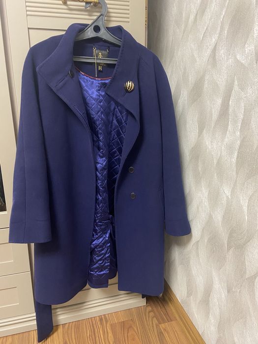 Женское осеннее пальто