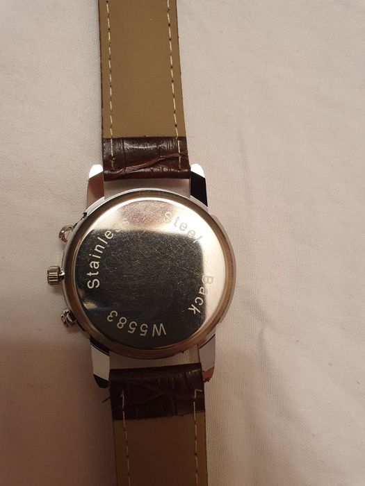 Ceas de mana barbatesc