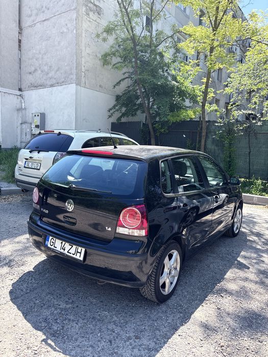 VOLKSWAGEN Polo 2009 — imagine 3