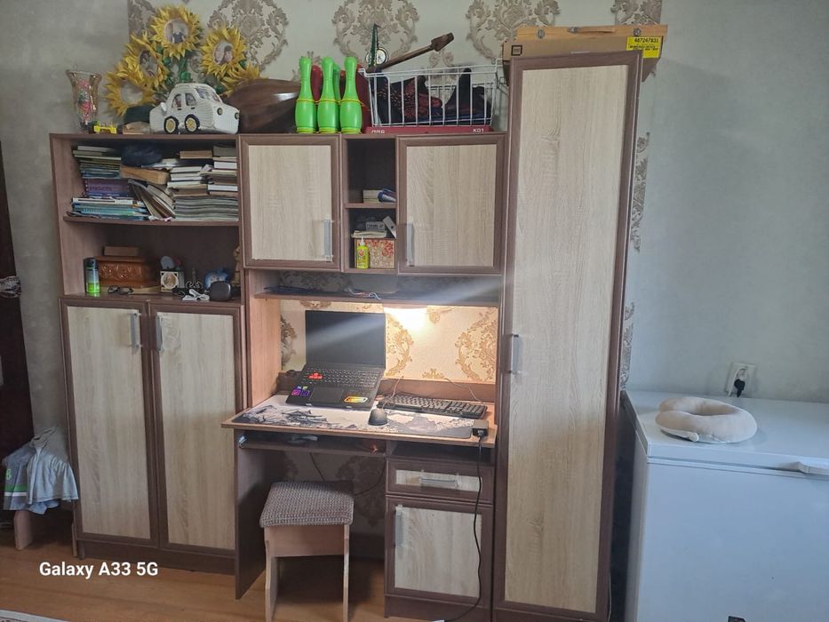Продам ! Стол 2/5  кровать детский гарнитур детский