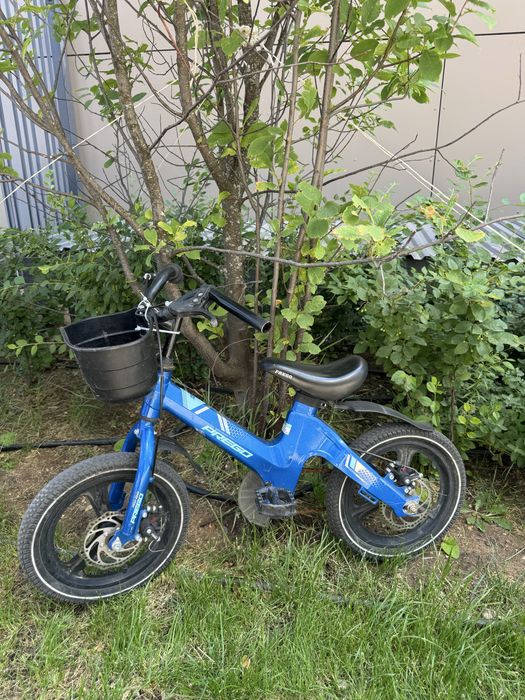Продам велосипед на 3-5 лет