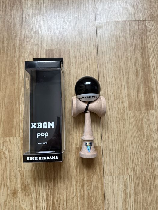 Kendama Krom Pop Black