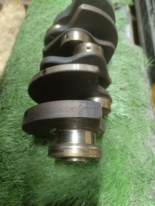 Коленвал Ауди 100 2.8 AAH