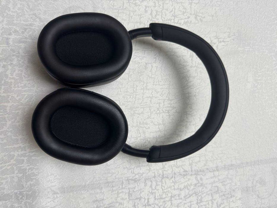 Продам новые Sony XM-5 В Отличном Состоянии