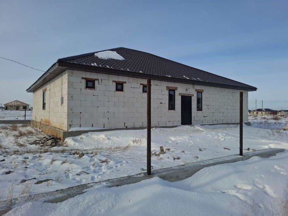 Продам недостроенный дом 250 квадрат