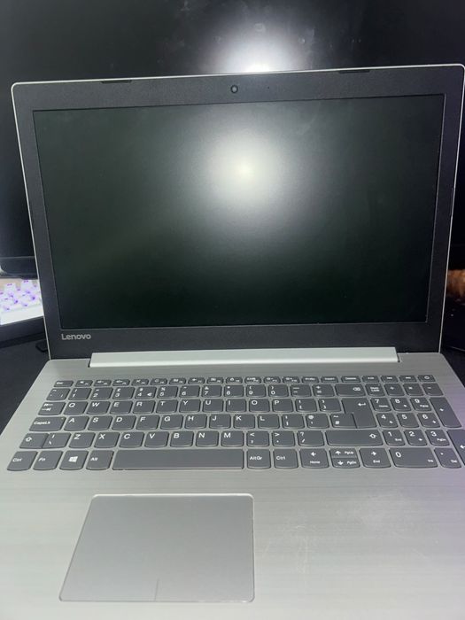 Vand Laptop Lenovo