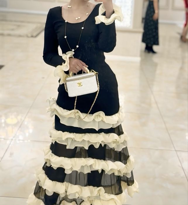 Продается женское платье