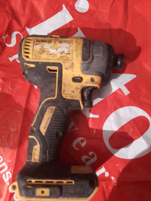 Devalt împac brushles.