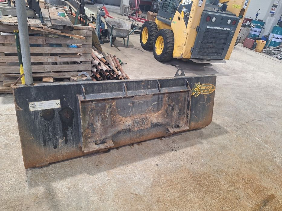 Cupa incarcator frontal