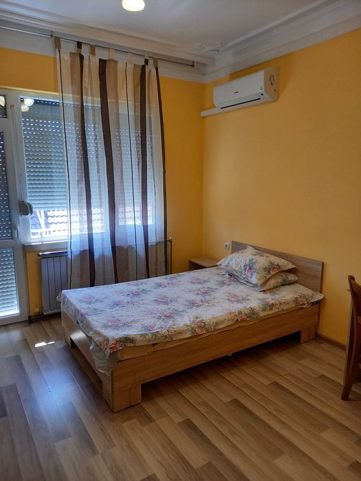 Дава се под наем Многостаен апартамент в Свиленград - 120 кв.м за 612 € - Снимка #12