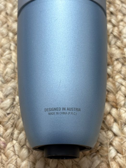 Студиен  микрофо  AKG 220