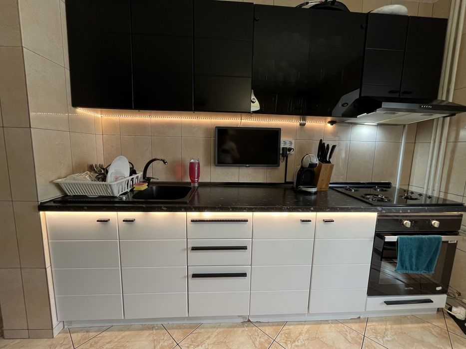 Bucatarie completa cu electrocasnice