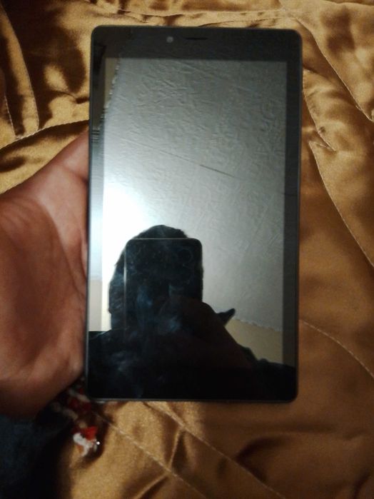 таблет ALCATEL 8 инча